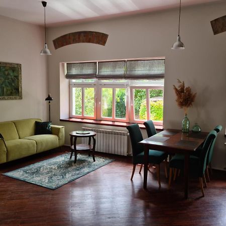 Apartament W Starej Szkole Srebrna Góra Exterior foto